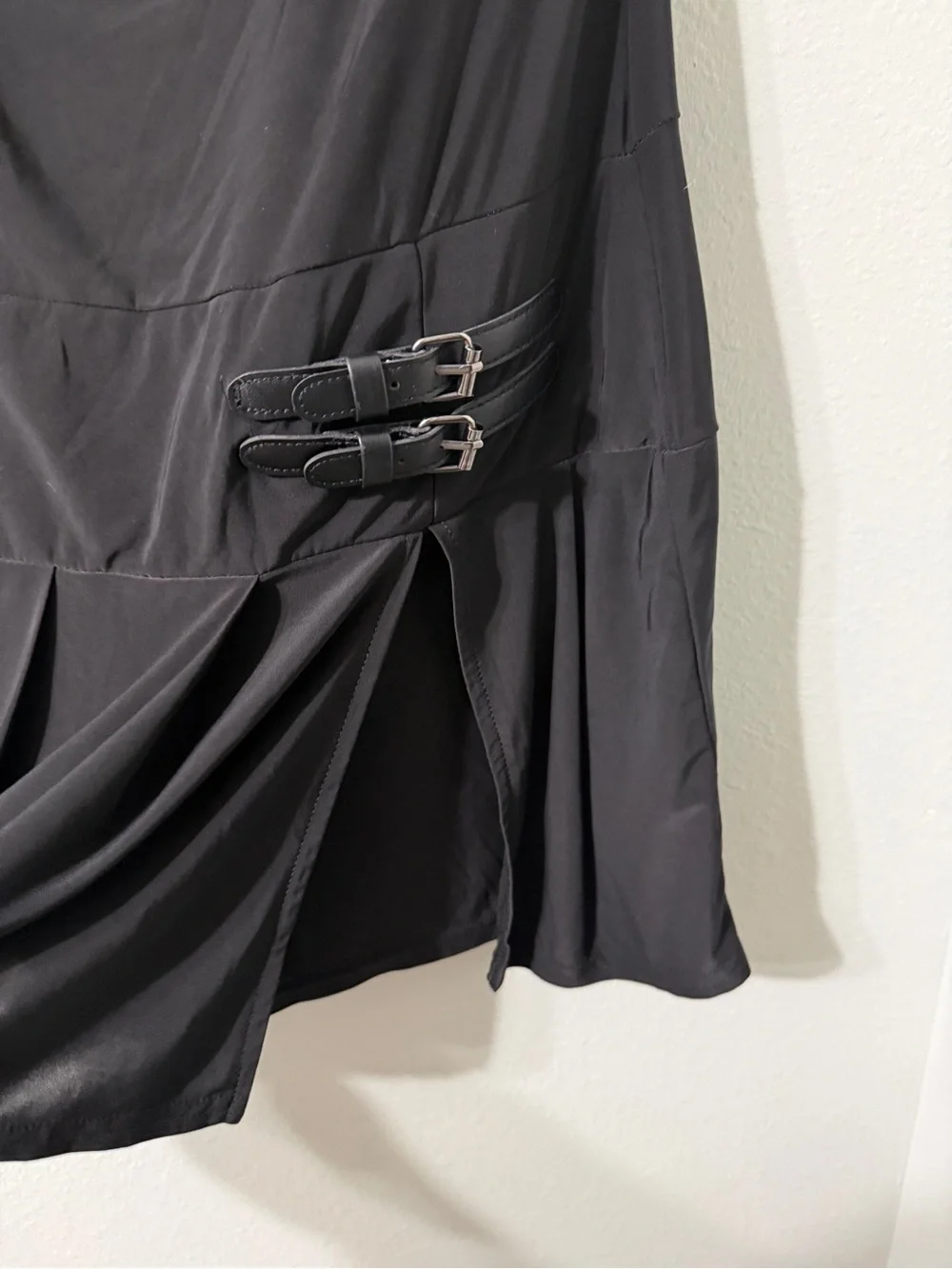 UO Adorable Black Off Shoulder Y2K Dress Romper Pleated Skirt Shorts Buckle XL